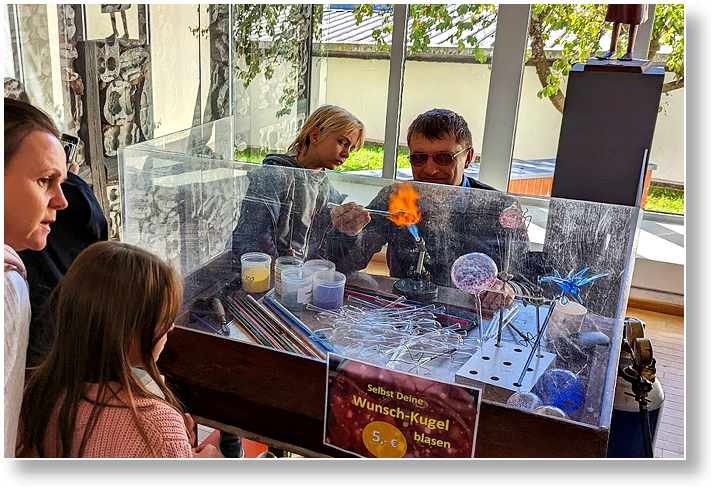 Spielzeugmuseum Neustadt Aktionstag Glas